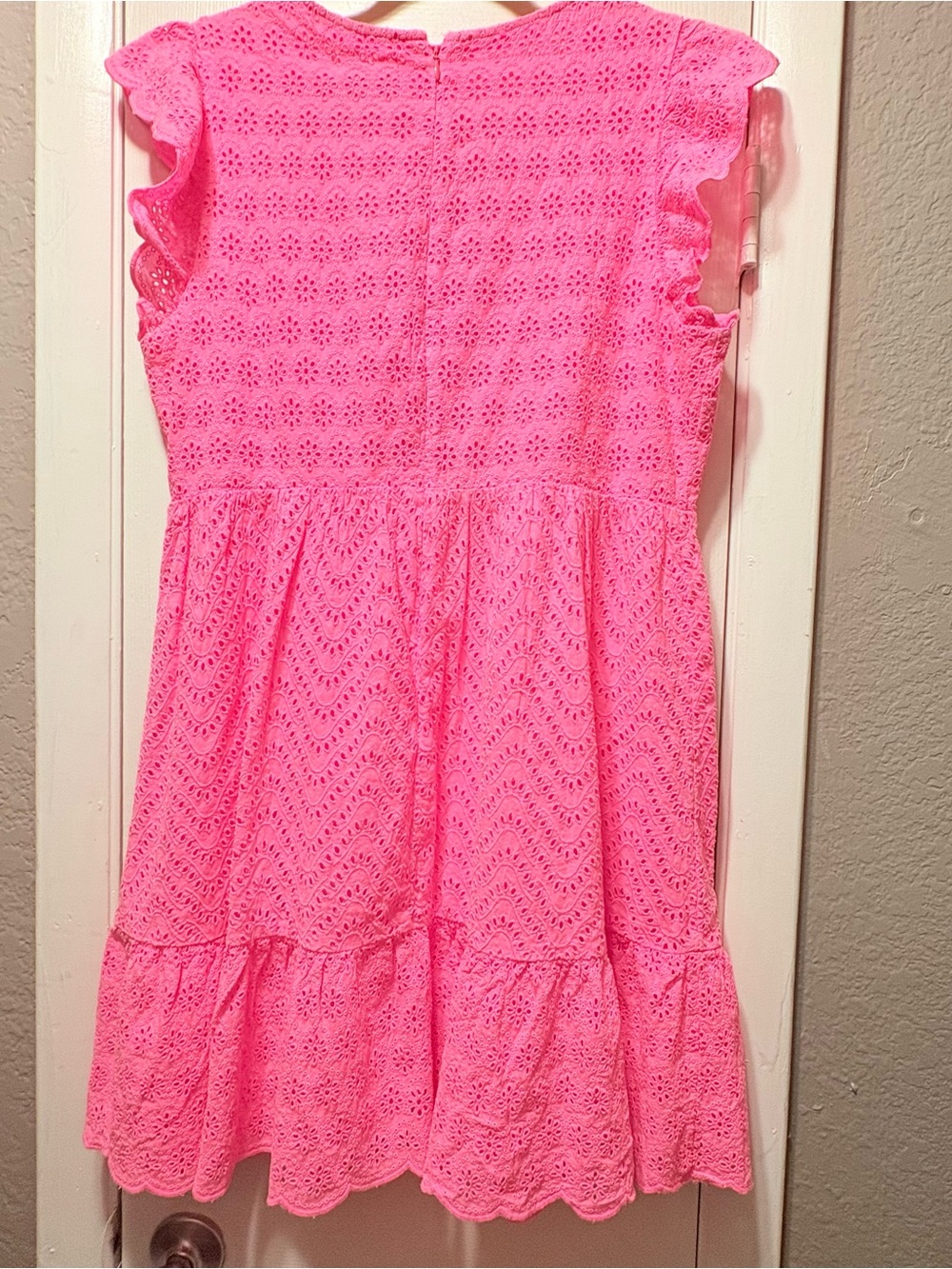 Vineyard Vines Bright Pink Eyelet Ruffle-Hem Lined Dress Size 16 - Picture 8 of 10